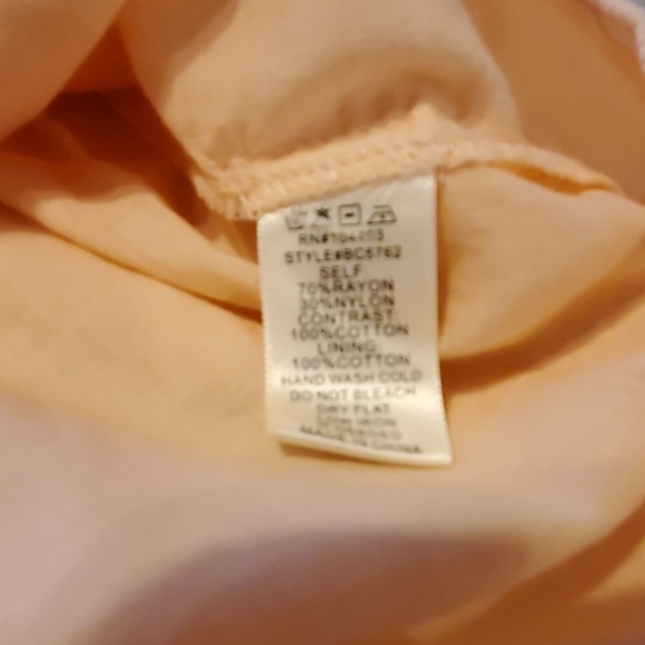 NWOT 💥LAST ONE💥Jones by JOA bell sleeve top - Picture 8 of 8